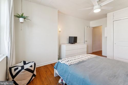 1818 12 St, Philadelphia PA 19122-0018 exterior