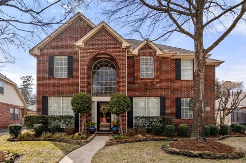 16011 Heron Trl, Tomball, TX 77377-8565