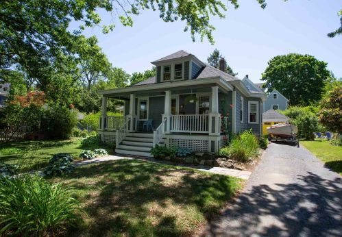 41 Kensington Rd, Portsmouth, NH 03801-4916