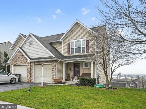 162 Eagle Dr, Ephrata, PA 17522-8772