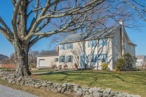 19 Lantz Rd, Lafayette, NJ 07848-2626