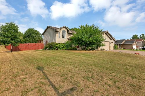 653 Brooke Ave, Foley, MN 56329-8753