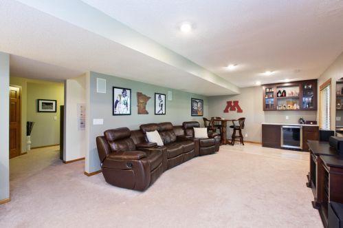 13615 Garrett Ave, Saint Paul MN  55124-7647 exterior