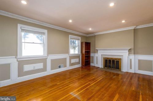 315 Valley Brook Dr, Silver Spring MD 20904-2955 exterior