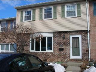4603 Hedgerow Dr, Allentown PA  18103-6027 exterior