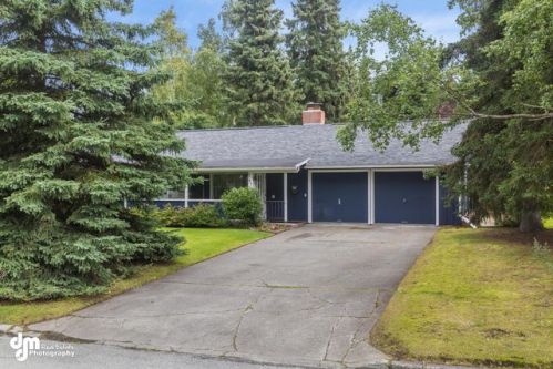 2631 Lord Baranof Dr, Anchorage, AK 99517-1264