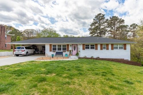 213 Westerly Dr, Dalton, GA 30720-4080