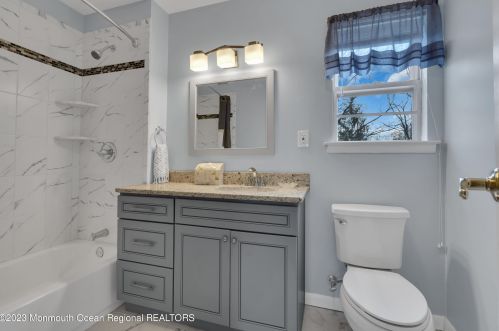 24 Brunswick Dr, Wall Township NJ  07731-1723 exterior