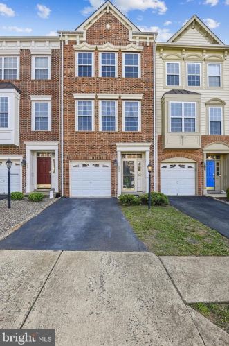 588 Edmonton Ter, Leesburg, VA 20176-1831