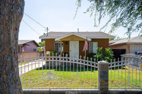 4944 Beck Ave, Bell, CA 90201-3726