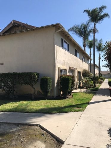 1602 King St, Santa Ana CA  92706-3260 exterior