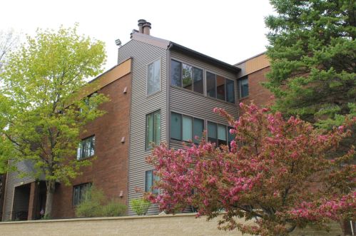 4815 Babcock Trl, South Saint Paul MN  55077-1258 exterior