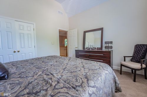 408 Harris Manor Dr, Atlanta GA  30311-2118 exterior