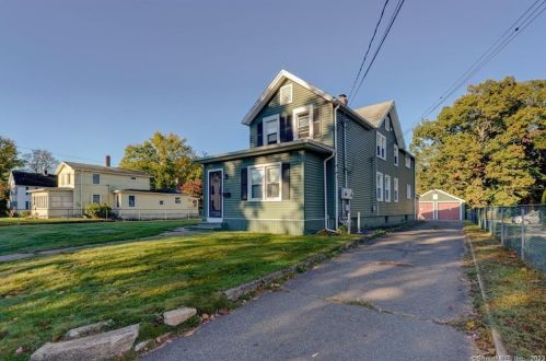 276 Bristol St, Southington CT  06489-4506 exterior