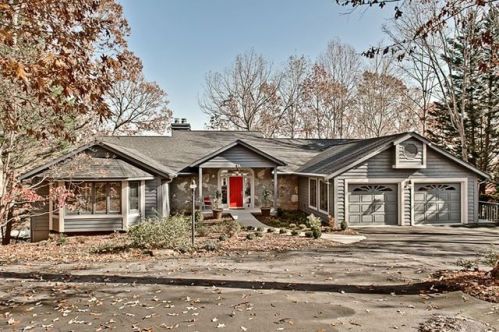 14 Cats Paw Ct, Salem, SC 29676-4102