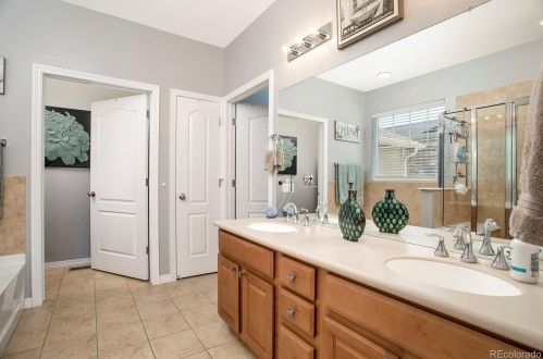 24424 4th Dr, Aurora CO  80018-1594 exterior