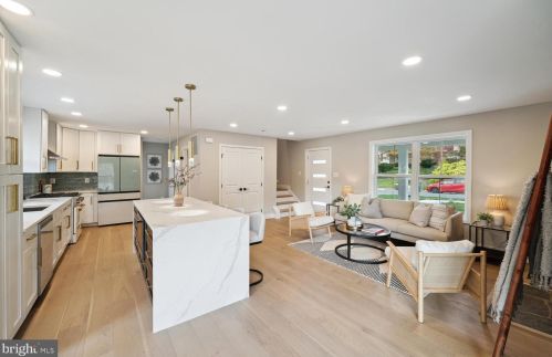 1610 Noyes Dr, Silver Spring MD  20910-2224 exterior