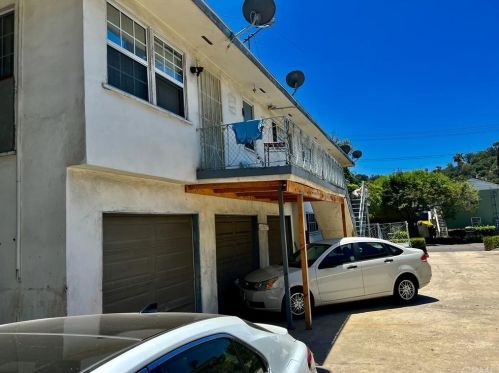 1011 Chevy Chase Dr, Glendale CA  91205-3002 exterior