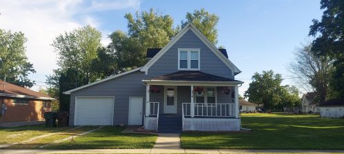 370 6th Ave, Clifton, IL 60927-9086