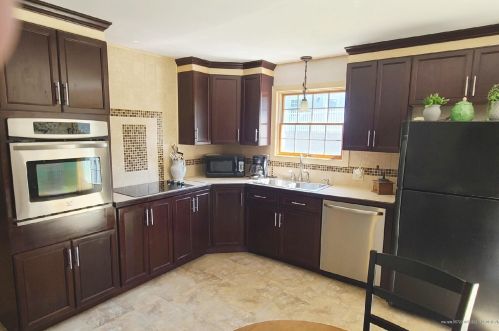 100 Hanson Lake Rd, Mapleton, ME 04757-4107