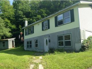 6084 Moretown Mtn Rd, Moretown, VT 05660-8904