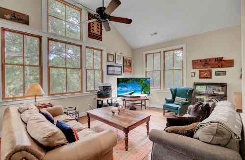 4637 Lazy Creek Ln, Wadmalaw Is SC  29487-7066 exterior