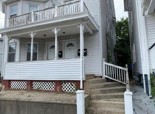 81 Berkley St, Providence, RI 02908-4724