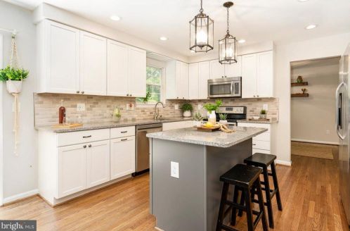 353 Freshfield Ln, Arnold, MD 21012-2321