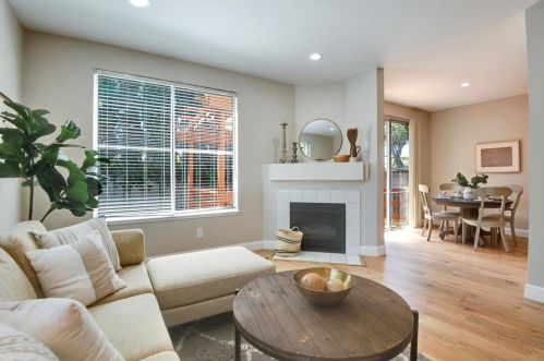 60 Glistening Ct, Milpitas, CA 95035-4345
