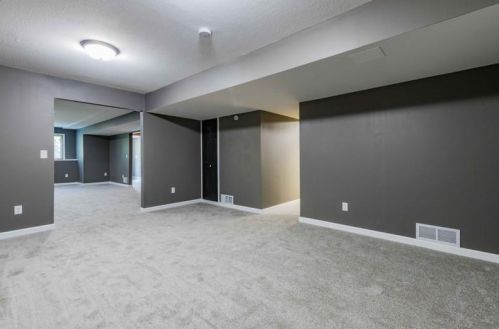 1053 Griffin Ave, Saint Paul MN  55115-1509 exterior