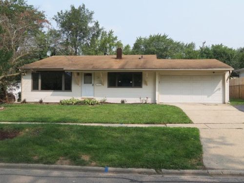 1861 Endicott Cir, Carpentersville, IL 60110-2401