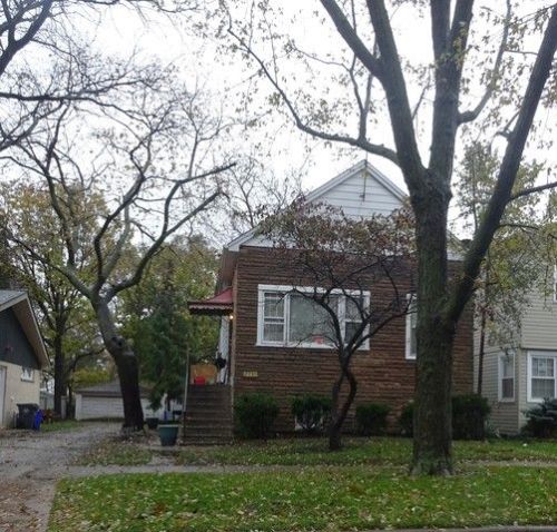 7731 45th Pl, Lyons, IL 60534-1913