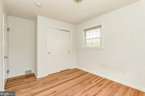 20 Harriet Dr, Princeton NJ  08540-3935 exterior