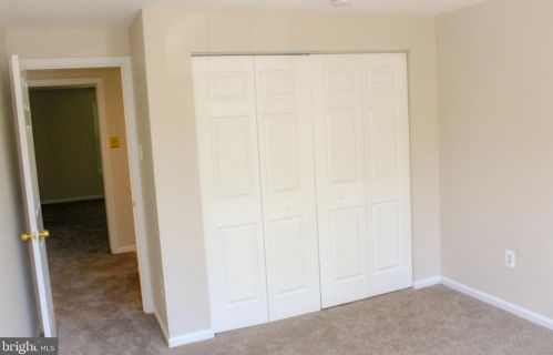 15034 Shamrock Ridge Rd, Silver Spring MD 20906-6107 exterior