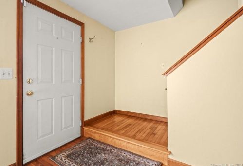 23 Allspice Ln, Glastonbury, CT 06033-4329
