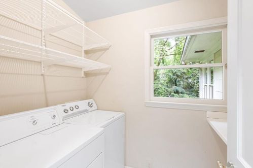 152 Burdette Rd, Atlanta GA  30327-4804 exterior