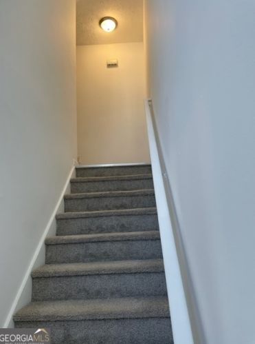 5580 Hampton Ct, Atlanta GA  30349-8306 exterior