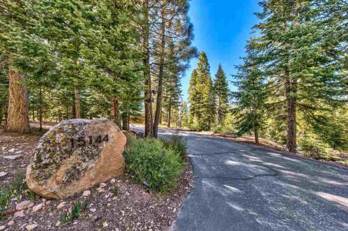 15144 Martis Peak Rd, Truckee, CA