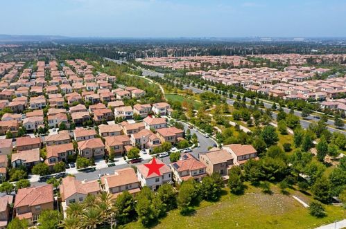 57 Crestwick, Irvine CA  92620-7306 exterior