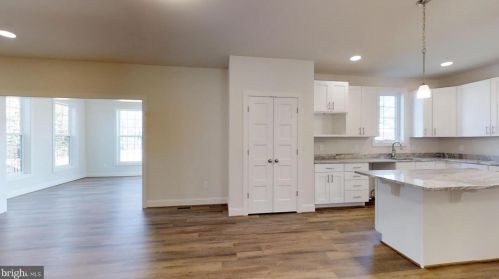 326 Gordon Ave, Severna Park MD 21146-4309 exterior