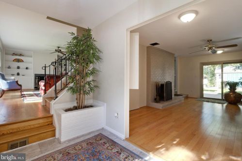 438 Bishops Ter, Severna Park, MD 21146-2418