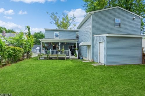 60 James Ave, Clark, NJ 07066-1231
