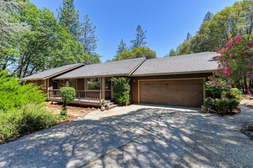 19094 Connie Dr, Grass Valley, CA 95949-7134