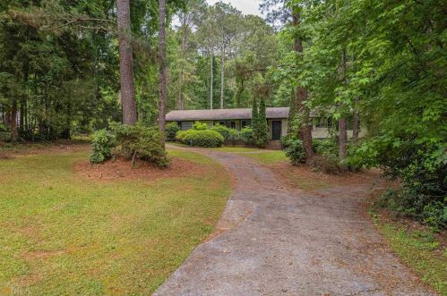 2950 Glenhaven Ct, Conyers, GA 30094-5504