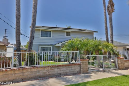 1005 Roldan Ave, Simi Valley, CA 93065-4943