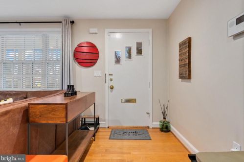 322 Northwest Dr, Silver Spring MD 20901-1431 exterior