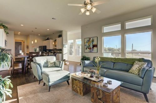 715 Bay Shore Dr, Morgans Point TX  77571 exterior