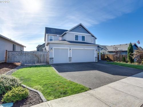 1275 Gardiner Dr, Estacada, OR 97023-9346
