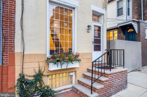 790 27th St, Philadelphia, PA 19130-2426