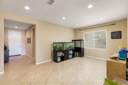 45961 Camino Rubi, Temecula, CA 92592-3389